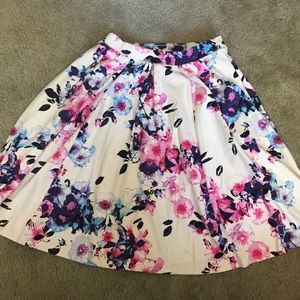 🌸Floral skirt🌸